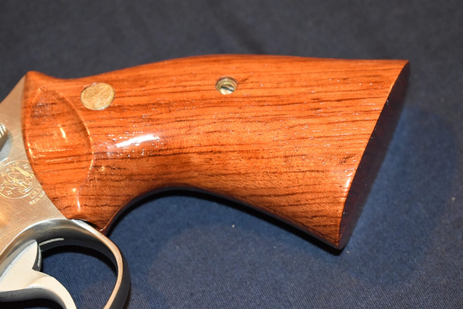 SMITH & WESSON FACTORY K FRAME ROSEWOOD PRESENTATION TARGET GRIPS KPT12 - Image 12