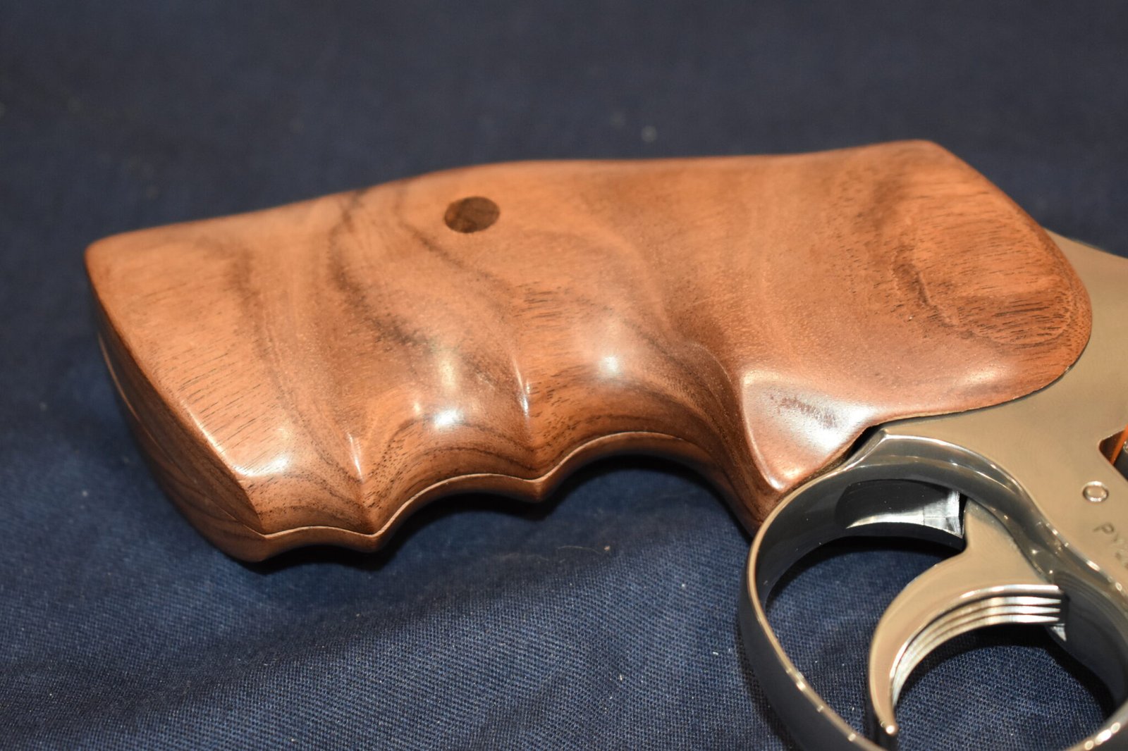 GUY HOGUE CUSTOM COLT PYTHON GRIPS GHP1 - Image 11