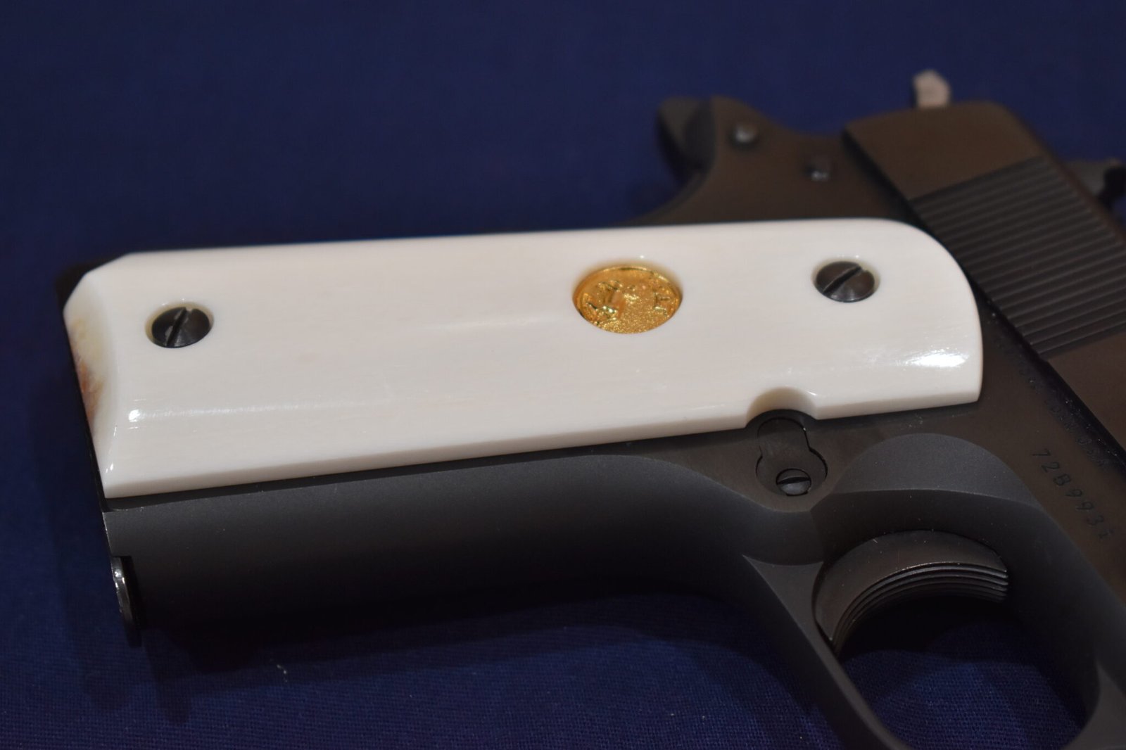 COLT 1911 PREMIUM GRADE GIRAFFE BONE GRIPS 1911GB24 - Image 10