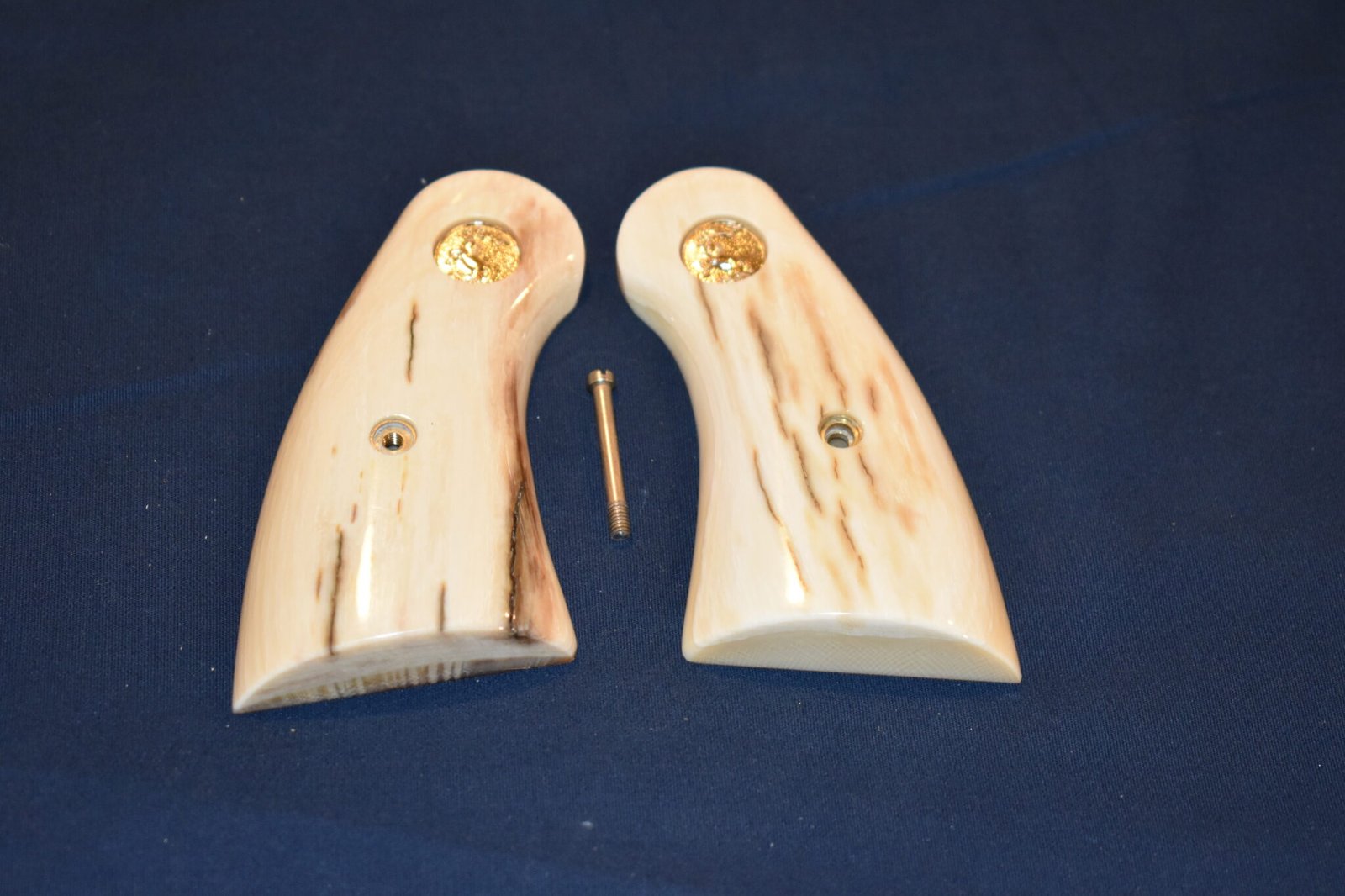 COLT PYTHON / OFFICER'S MODEL MATCH MAMMOTH IVORY GRIPS PMI4 - Image 2