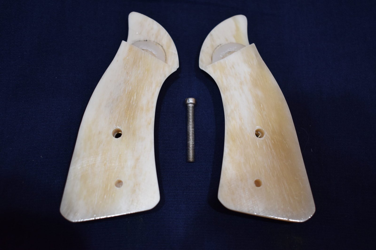 SMITH & WESSON J FRAME GIRAFFE BONE GRIPS JSQGB4 - Image 3