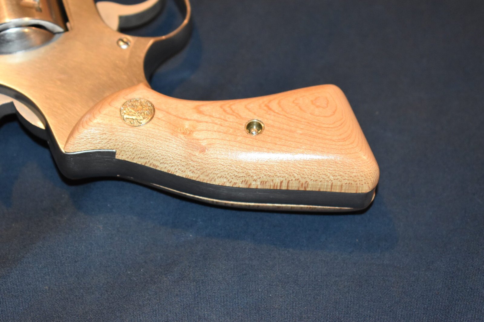 SMITH & WESSON J FRAME MAPLE PRESENTATION GRIPS JSQPM2 - Image 6