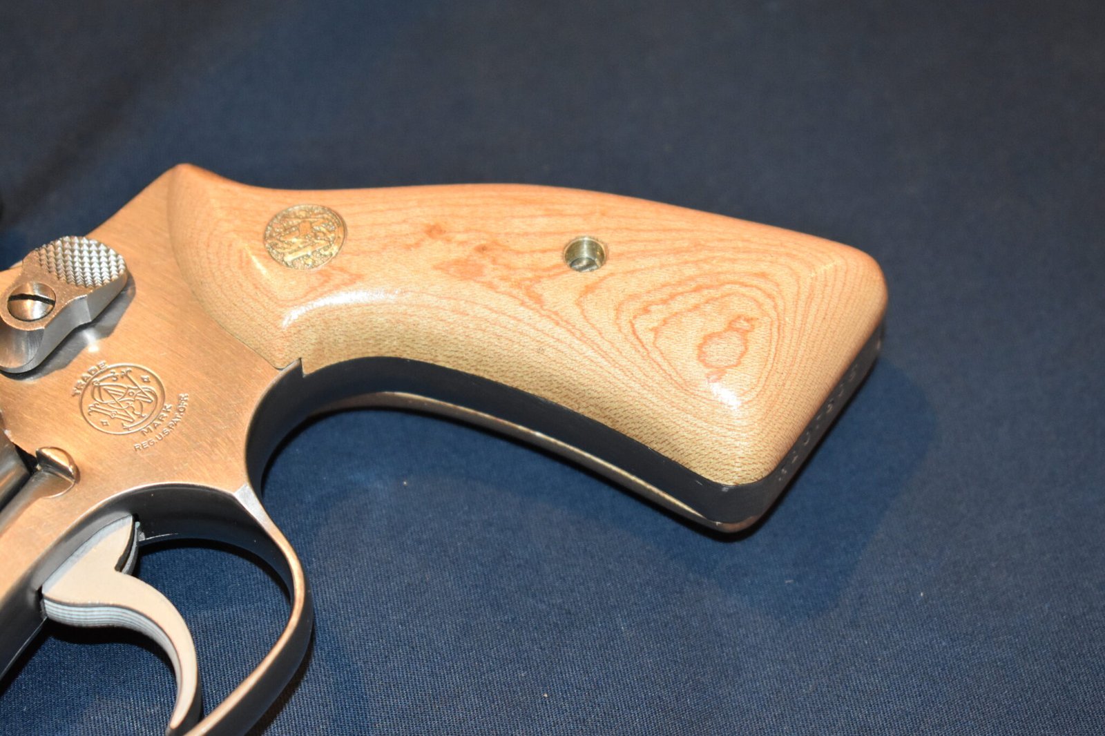 SMITH & WESSON J FRAME MAPLE PRESENTATION GRIPS JSQPM2 - Image 12