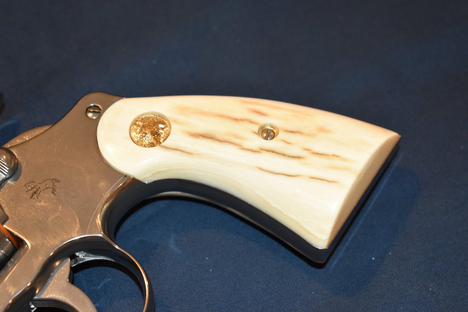 COLT PYTHON / OFFICER'S MODEL MATCH MAMMOTH IVORY GRIPS PMI4 - Image 12