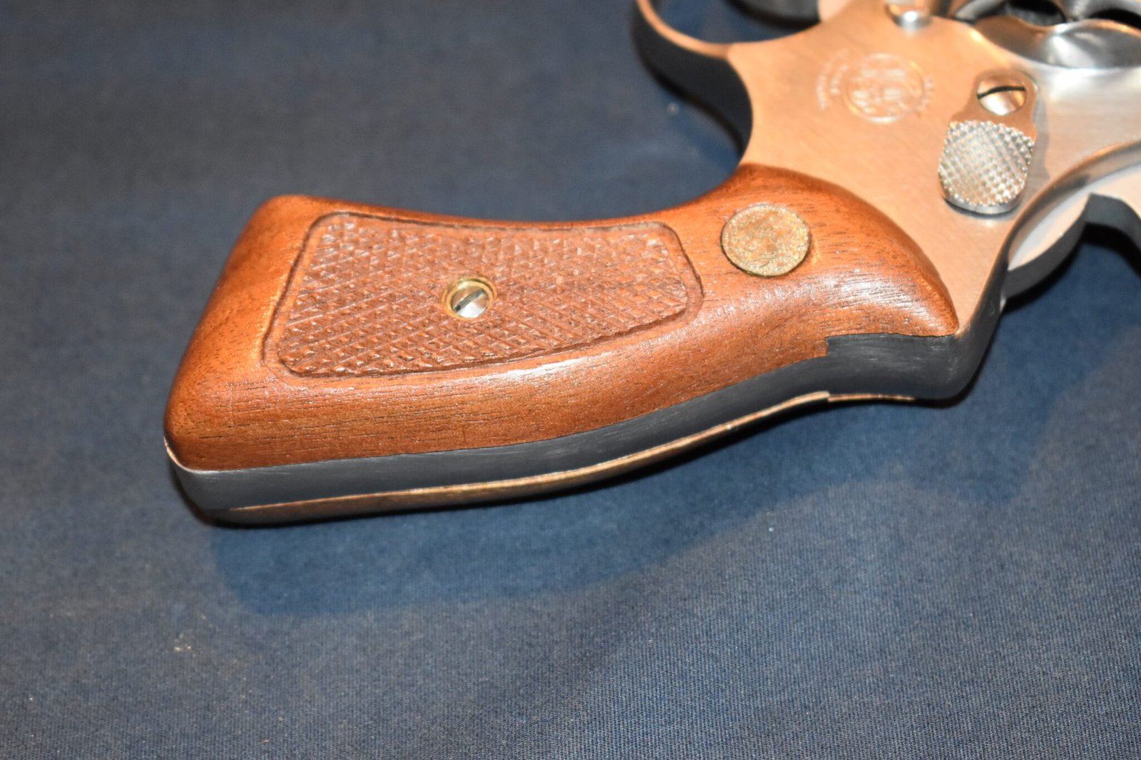 SMITH & WESSON J FRAME GRIPS JSQM3 - Image 5