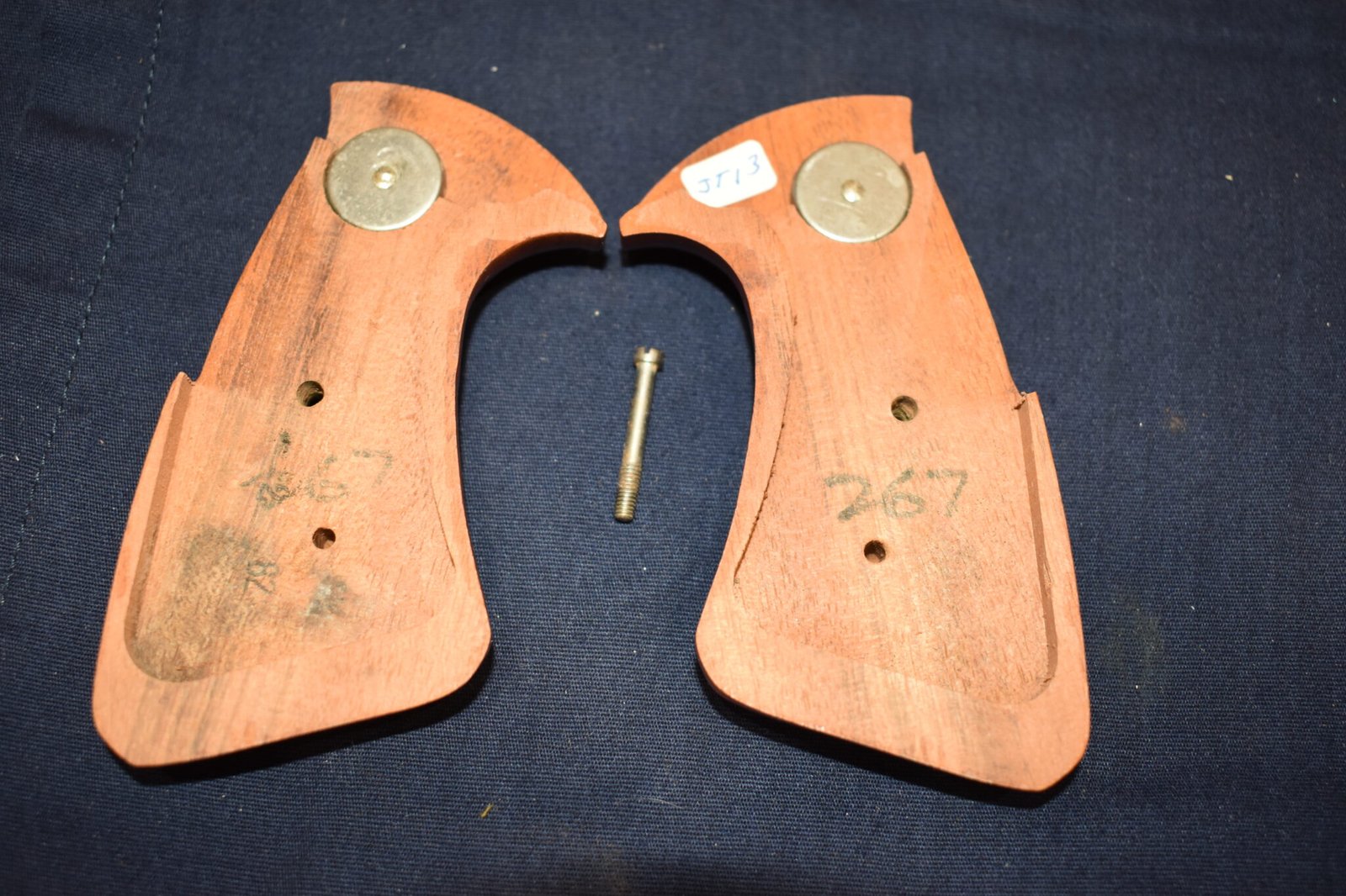 SMITH & WESSON J FRAME TARGET GRIP JT13 - Image 3