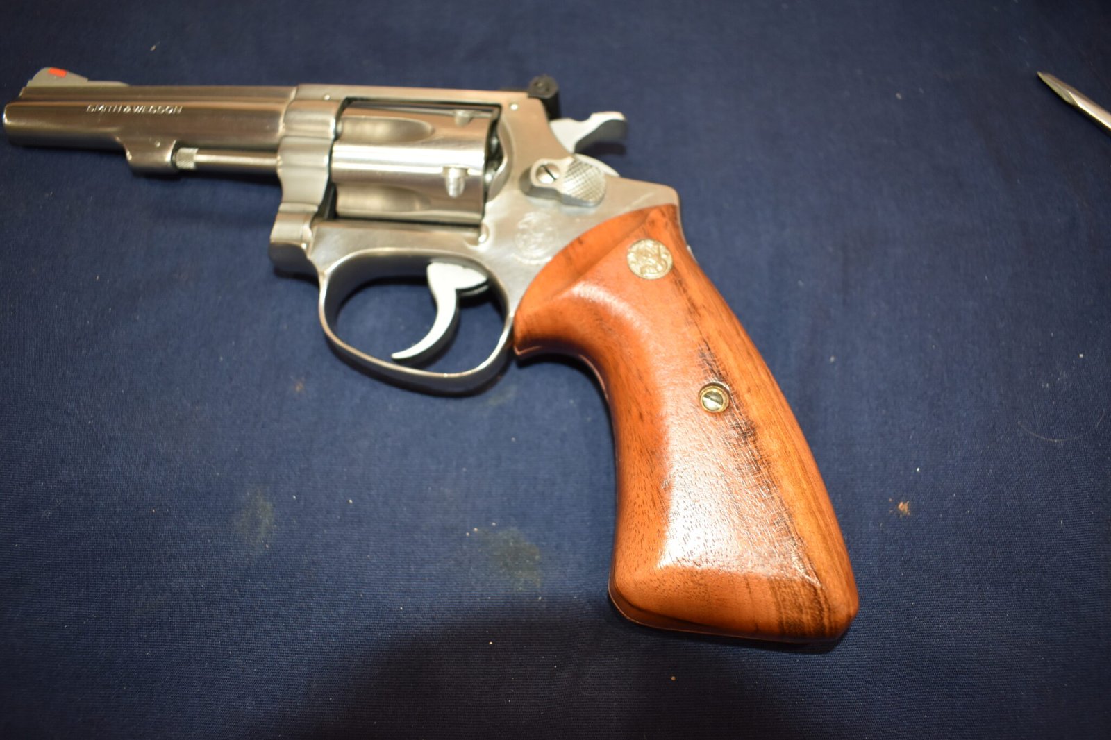 SMITH & WESSON J FRAME TARGET GRIP JT13 - Image 4