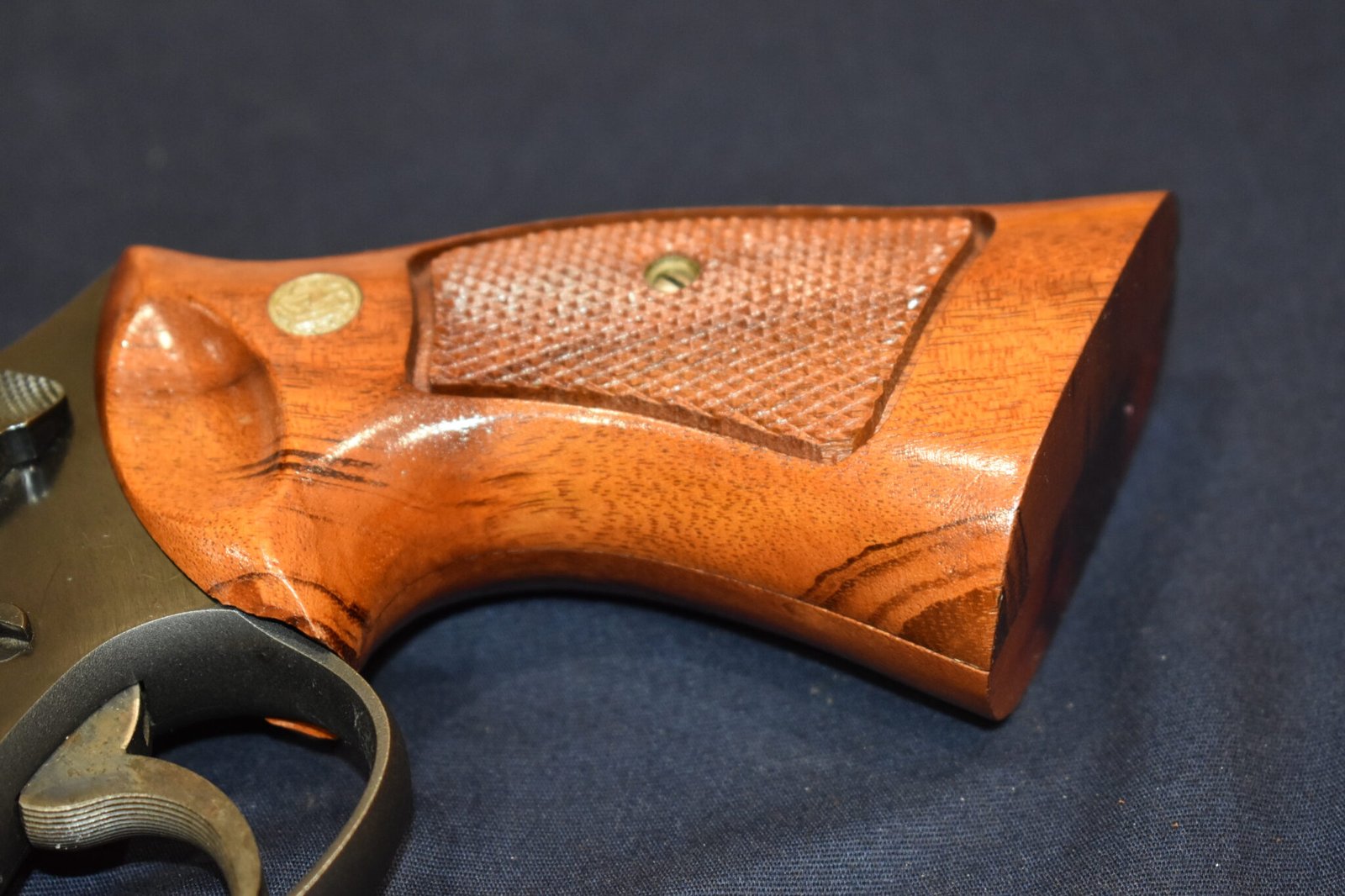 SMITH & WESSON FACTORY N FRAME TARGET GRIPS NT64 - Image 12