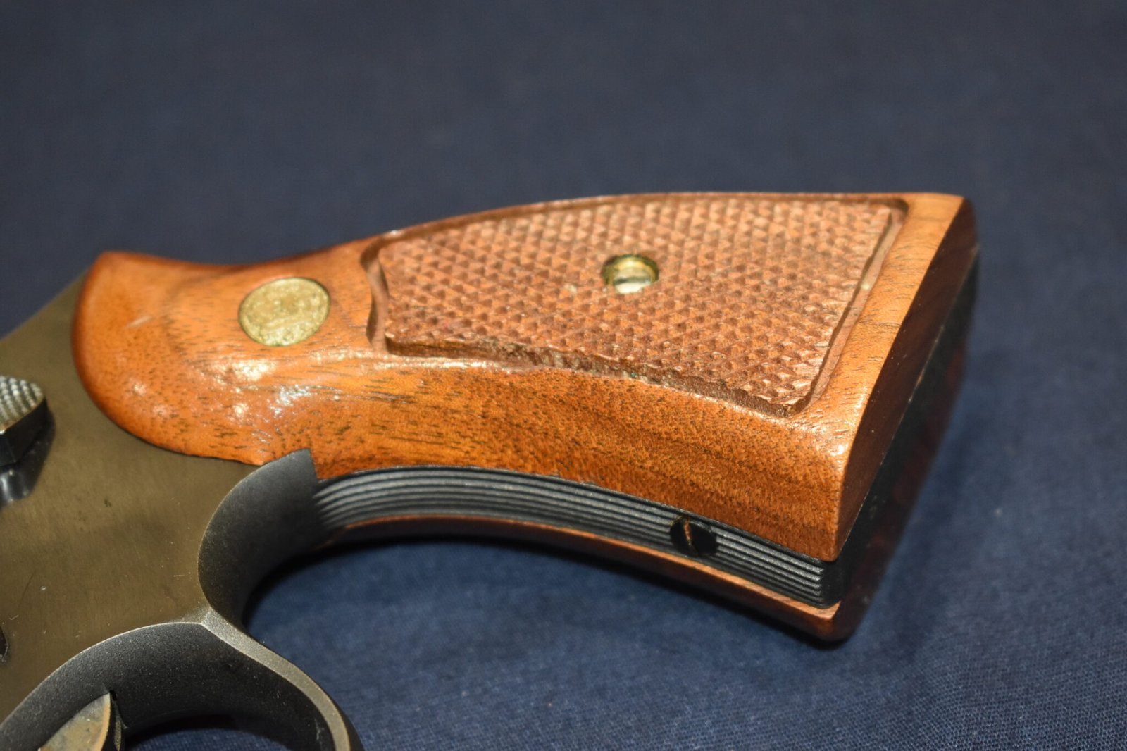 SMITH & WESSON N FRAME MAGNA GRIPS SWNM9 - Image 3