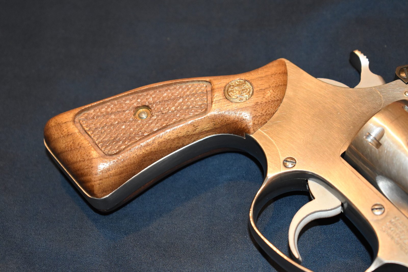 SMITH & WESSON J FRAME GRIPS JSQM3 - Image 11