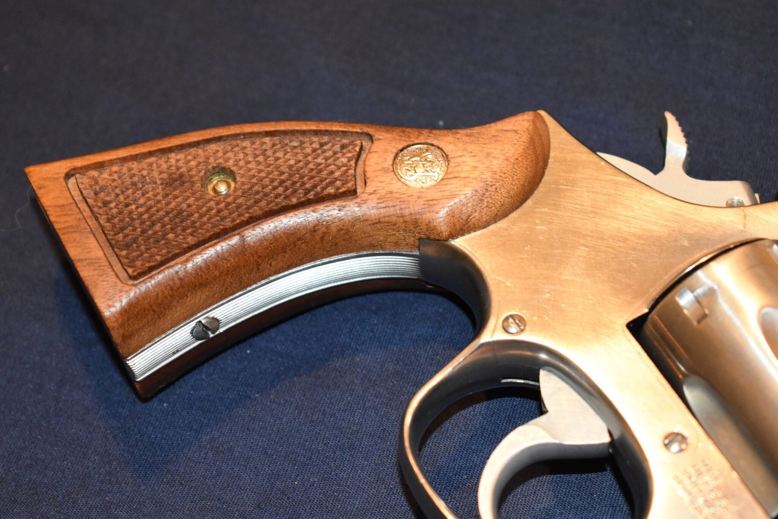 SMITH & WESSON K FRAME SQUARE BUTT MAGNA GRIPS KSQM5 - Image 11