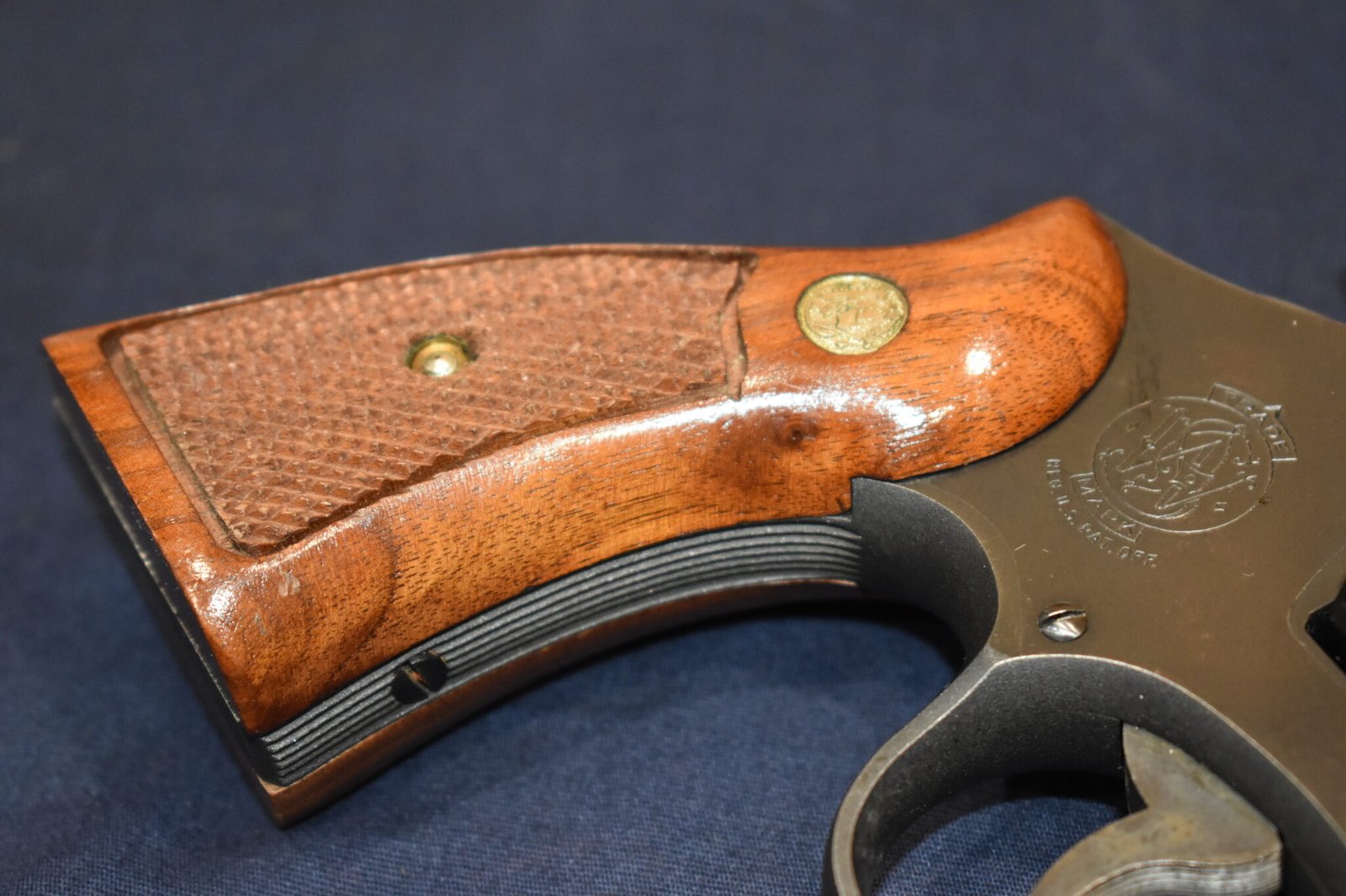 SMITH & WESSON N FRAME MAGNA GRIPS SWNM9 - Image 2