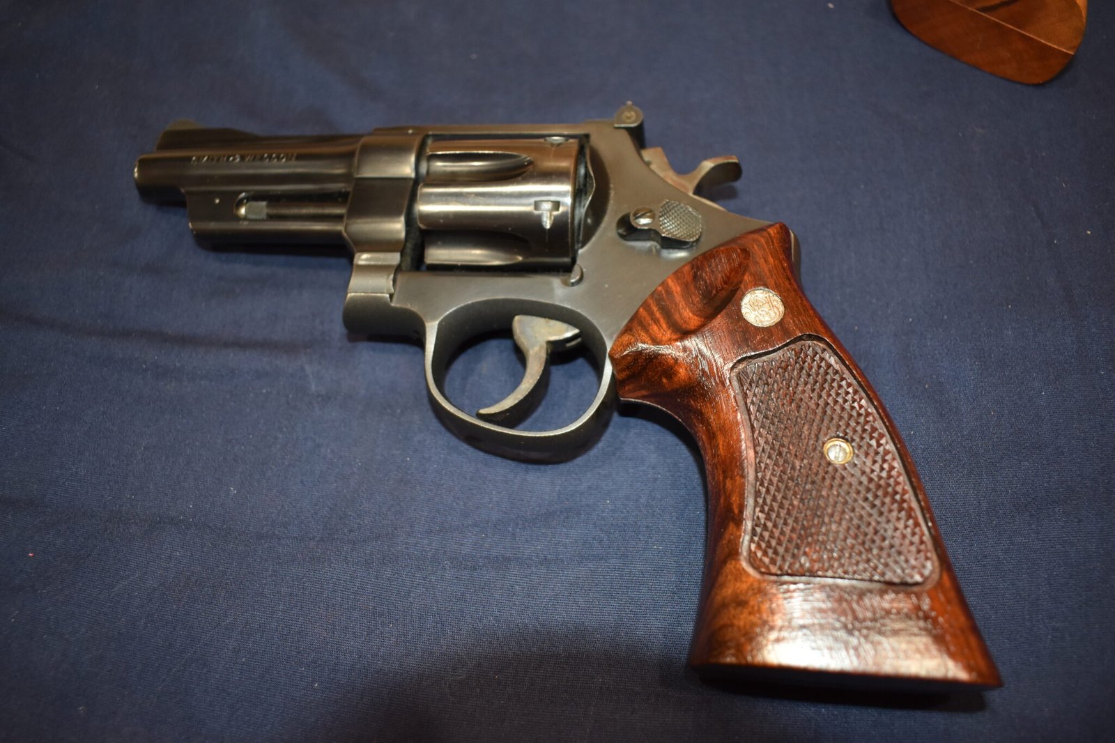 SMITH & WESSON FACTORY N FRAME TARGET GRIPS NT65 - Image 4