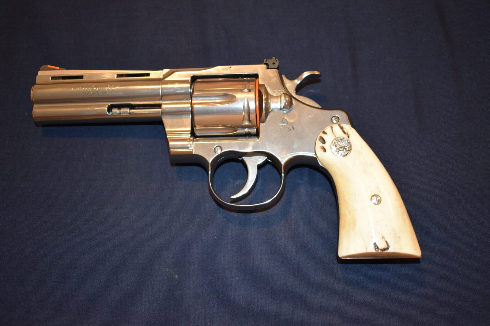 COLT PYTHON SAMBAR STAG GRIPS CPSS22 - Image 4
