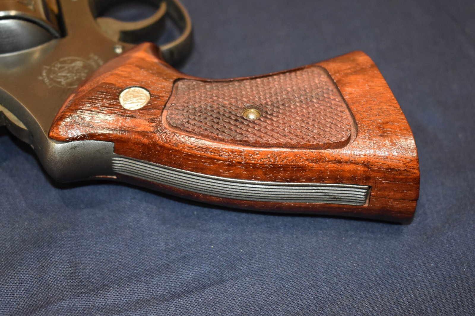 SMITH & WESSON FACTORY N FRAME TARGET GRIPS NT65 - Image 6