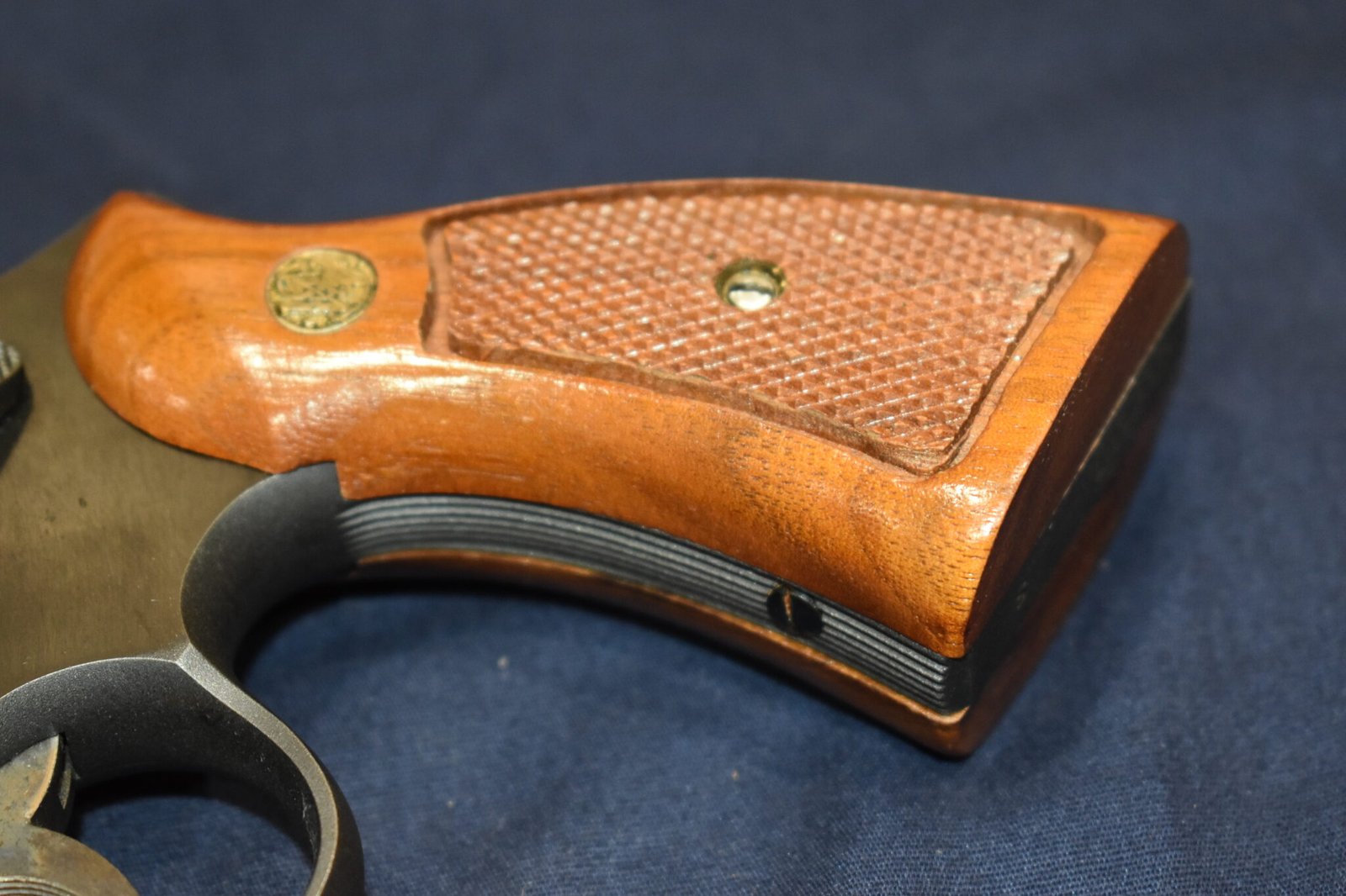 SMITH & WESSON N FRAME MAGNA GRIPS SWNM10 - Image 12
