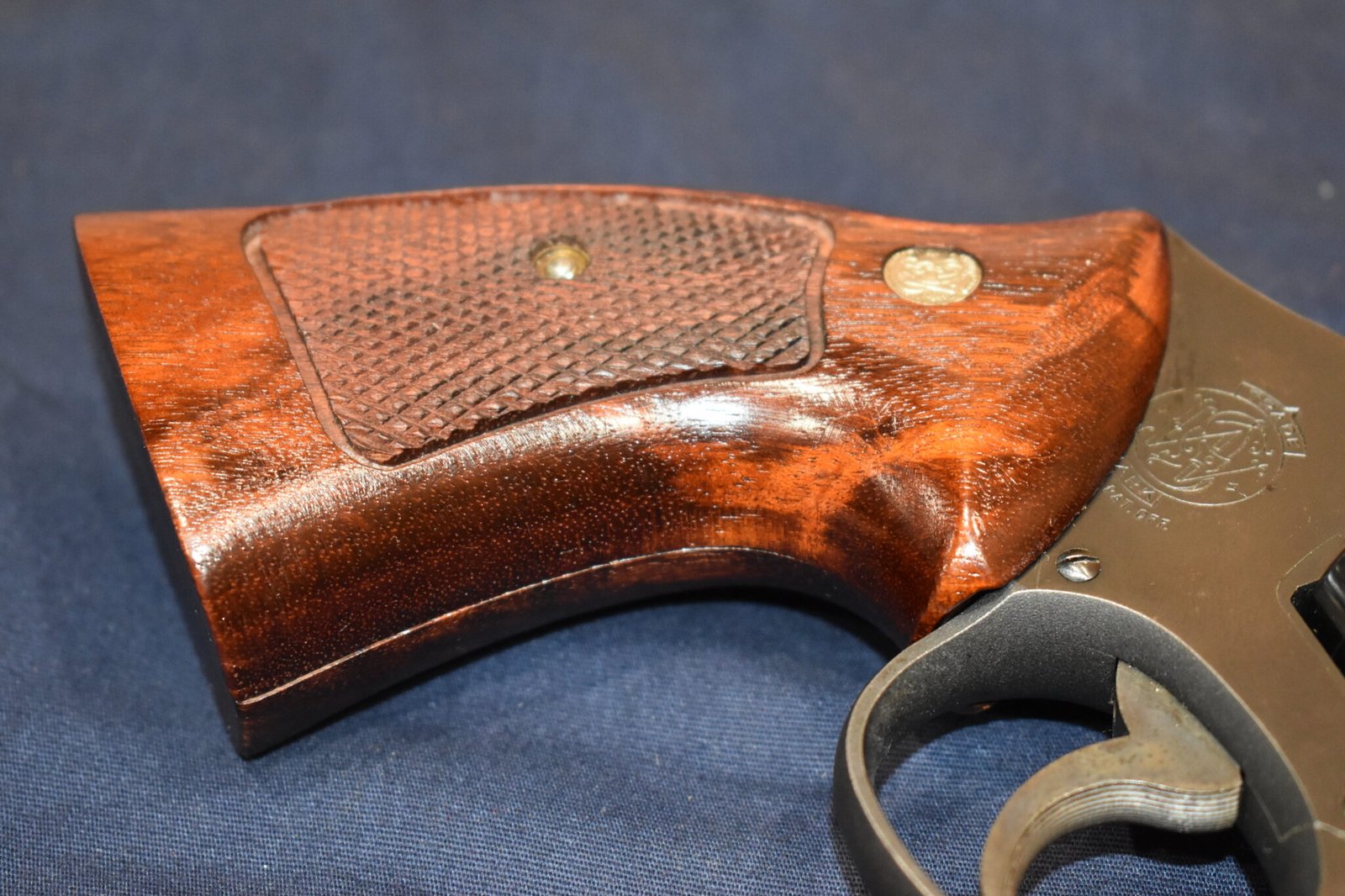 SMITH & WESSON FACTORY N FRAME TARGET GRIPS NT65 - Image 11