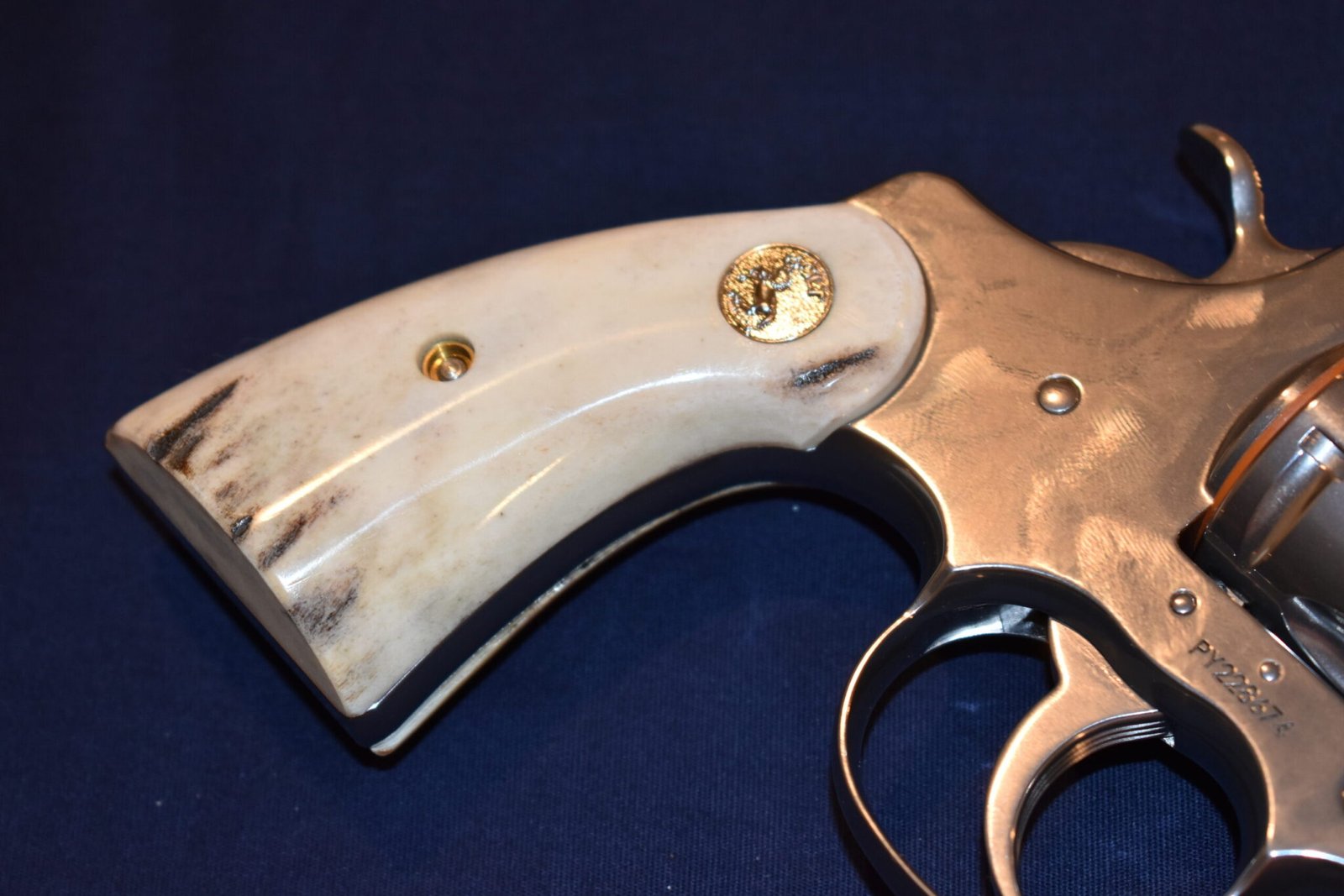 COLT PYTHON SAMBAR STAG GRIPS CPSS22 - Image 10