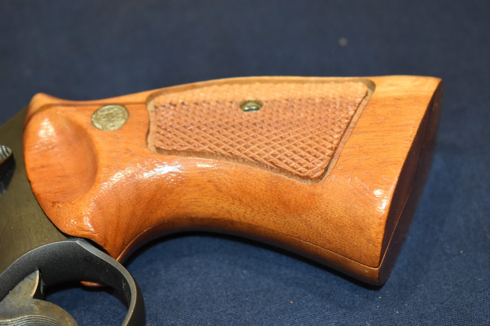 SMITH & WESSON FACTORY N FRAME TARGET GRIPS NT66 - Image 12