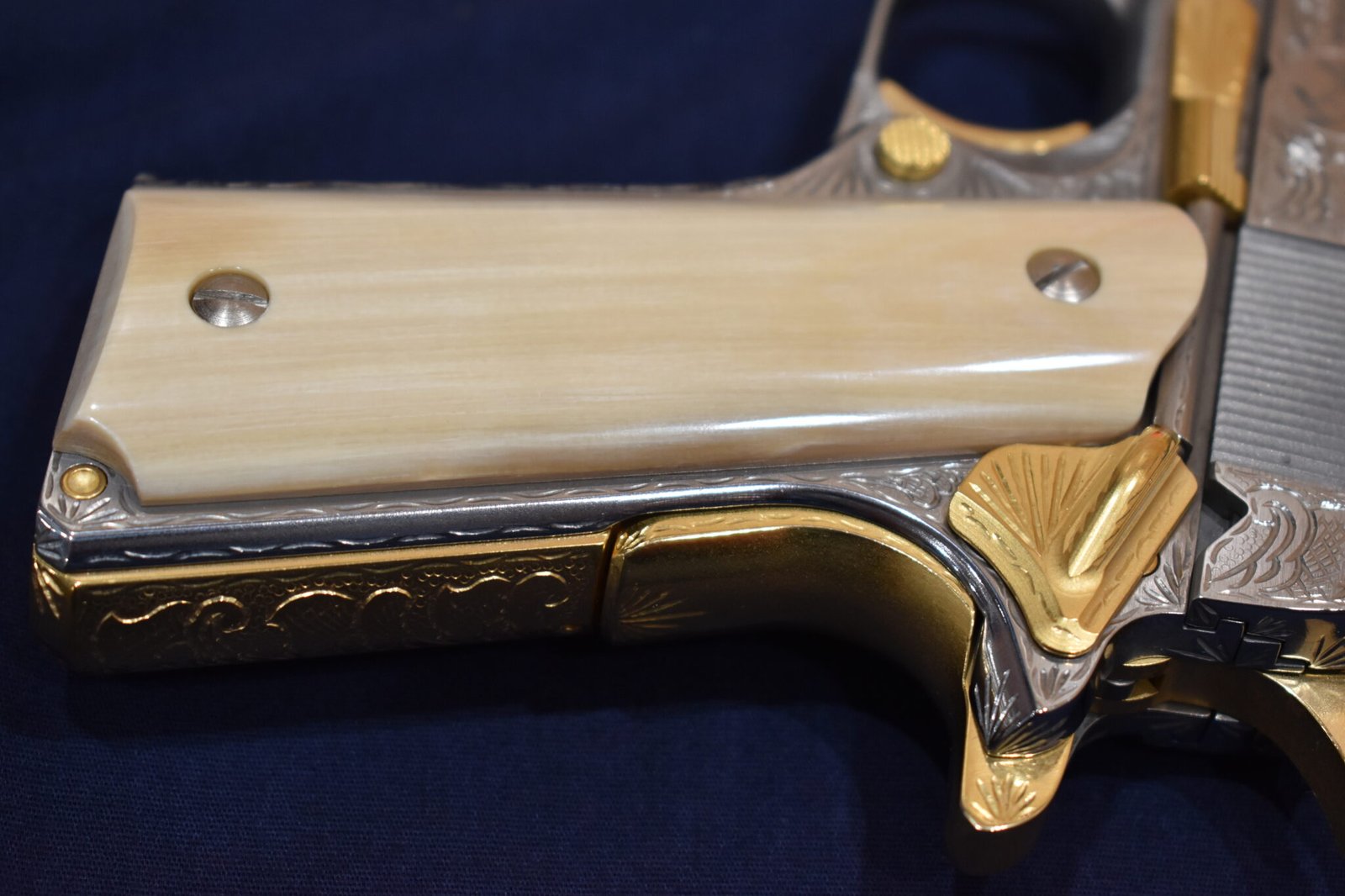 COLT 1911 MAMMOTH IVORY GRIPS 1911MI18 - Image 5