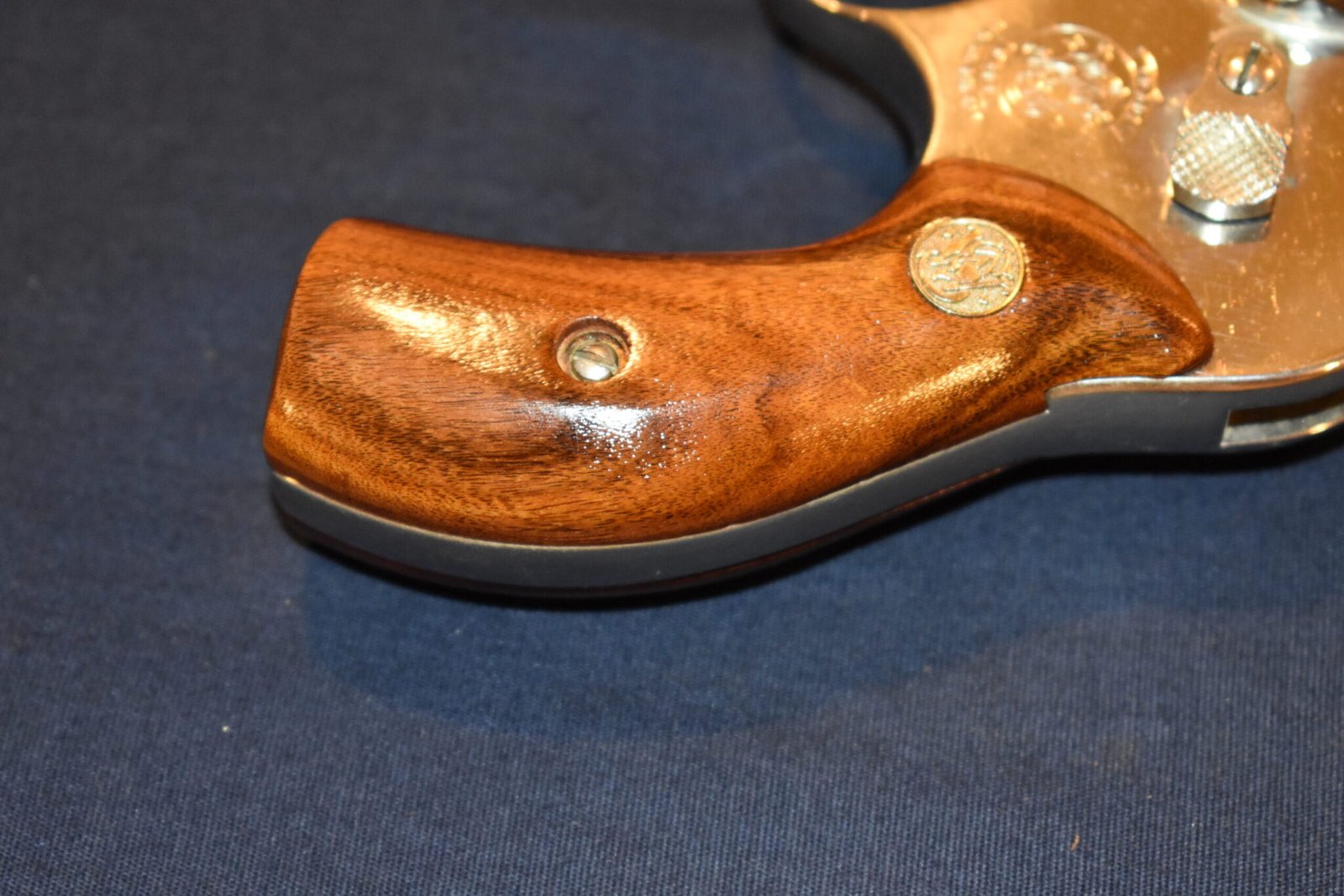 SMITH & WESSON J FRAME PRESENTATION GRIPS JPMRB5 - Image 5