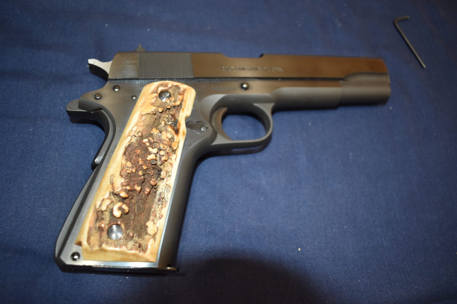 COLT 1911 VINTAGE SAMBAR STAG GRIPS 1911SS40 - Image 7