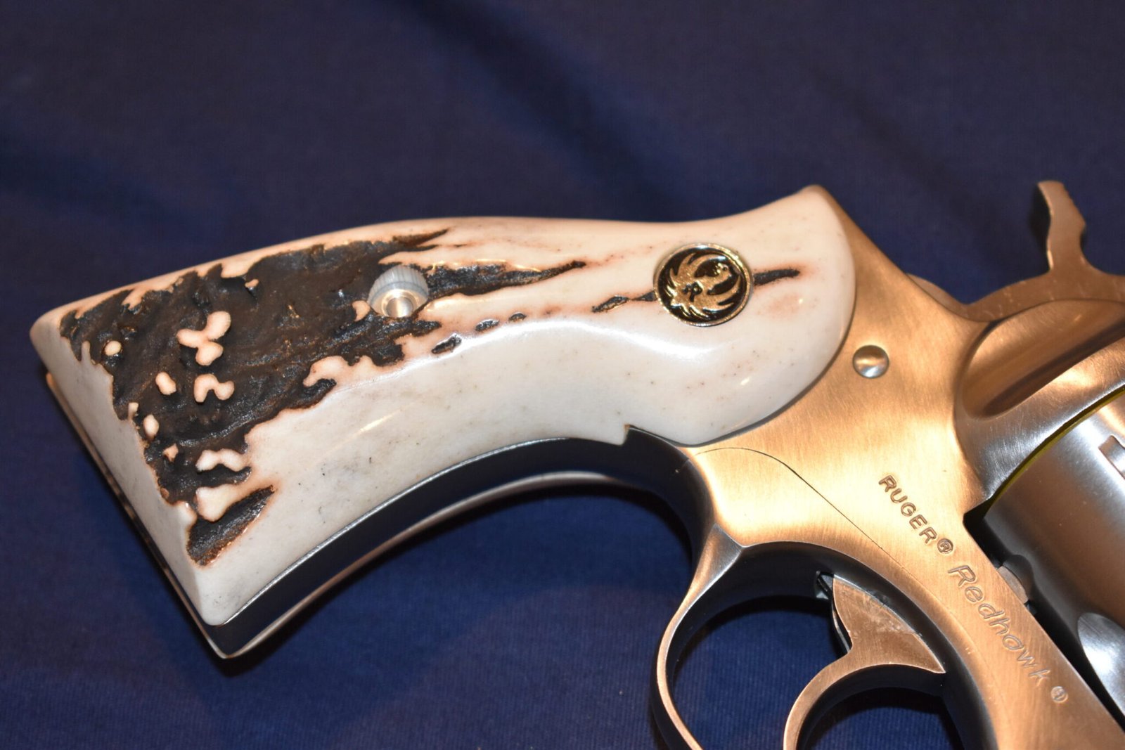 RUGER REDHAWK VINTAGE SAMBAR STAG GRIPS RRHS9 - Image 11