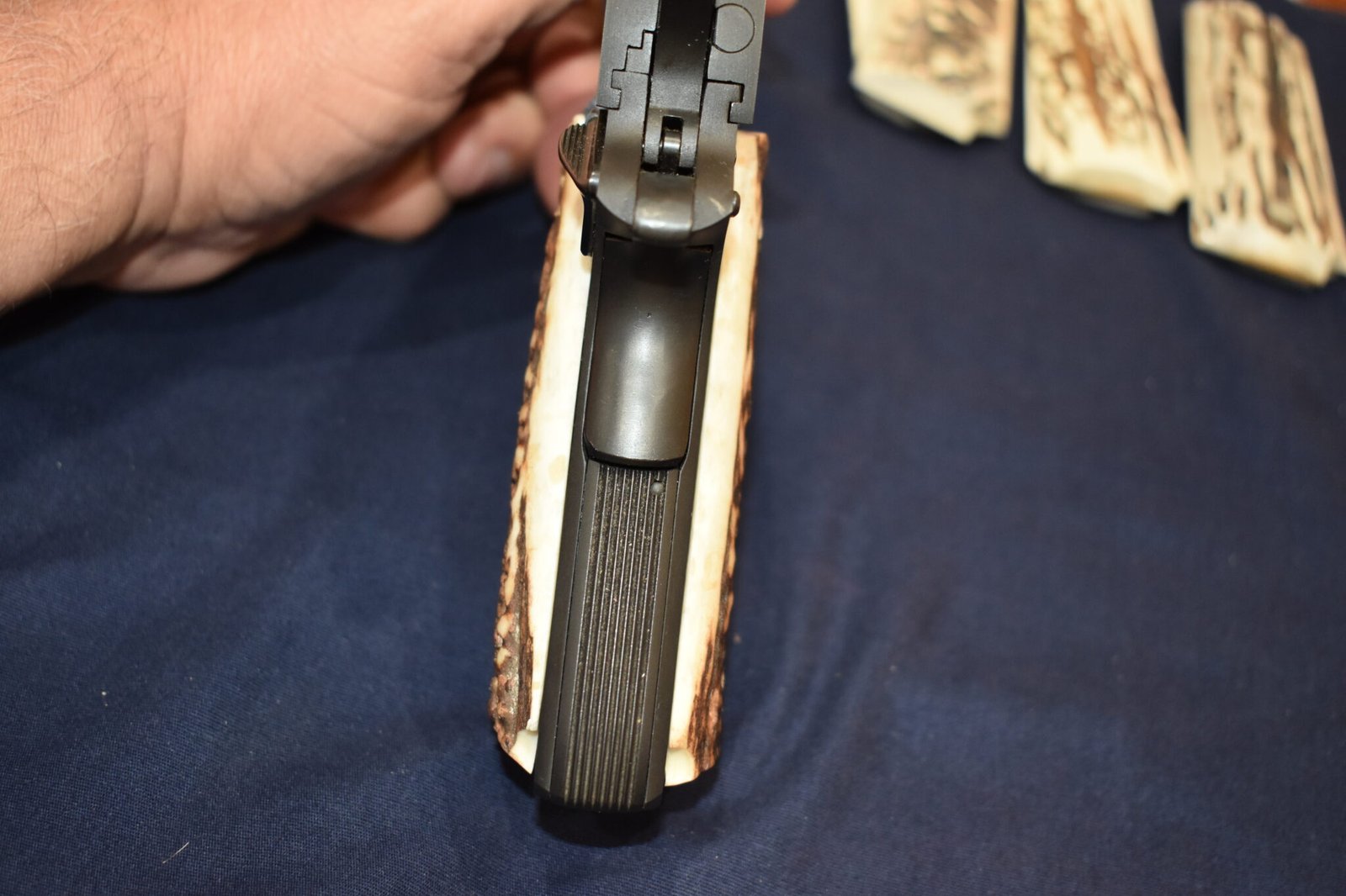COLT 1911 VINTAGE SAMBAR STAG GRIPS 1911SS41 - Image 10