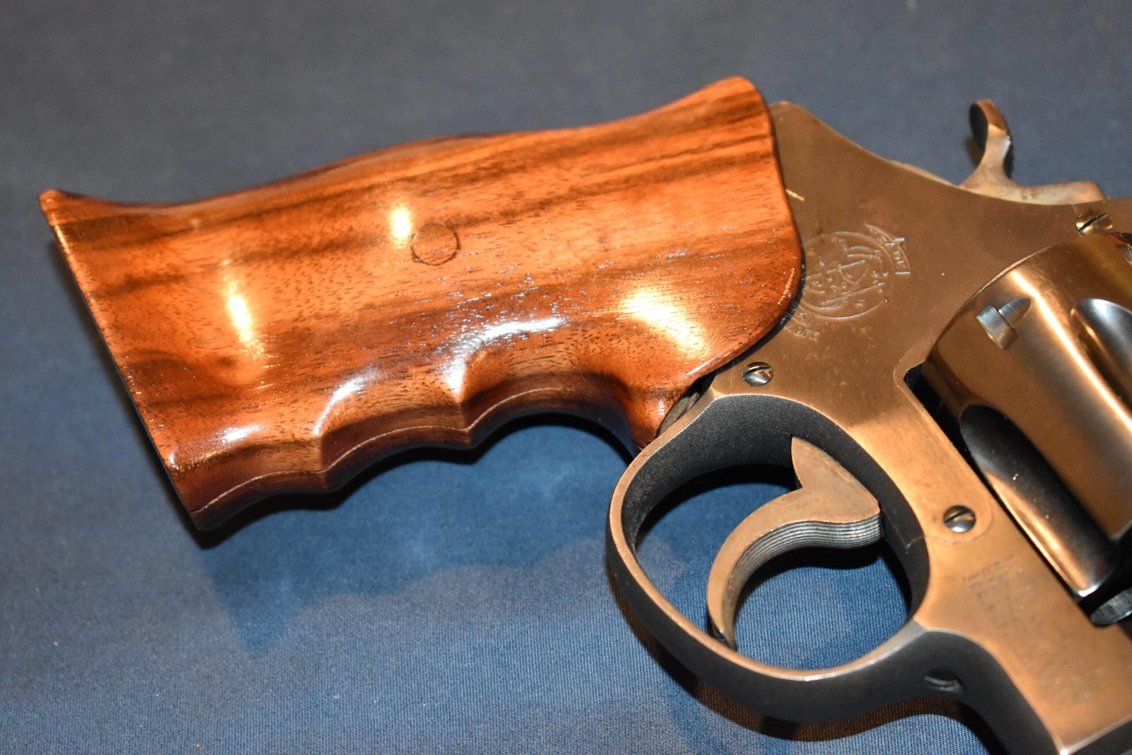 SMITH & WESSON N FRAME FUZZY FARRANT CUSTOM GRIPS SWNFF5 - Image 11