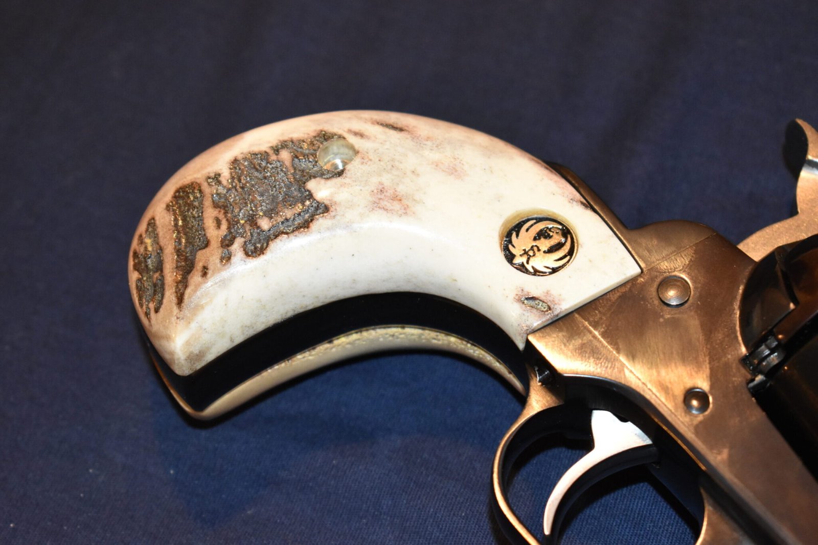 RUGER BIRDS HEAD SAMBAR STAG GRIPS BHRSS1 - Image 11