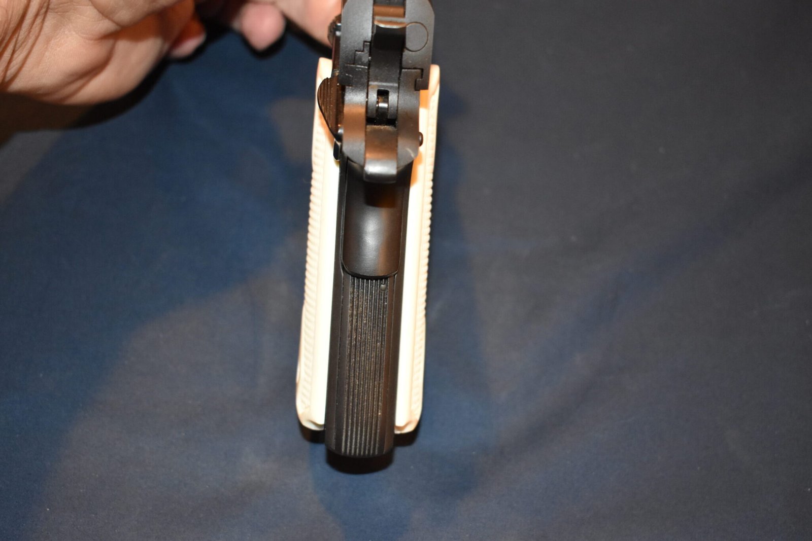 COLT 1911 CHECKERED BUFFALO BONE GRIPS 1911BB10 - Image 10