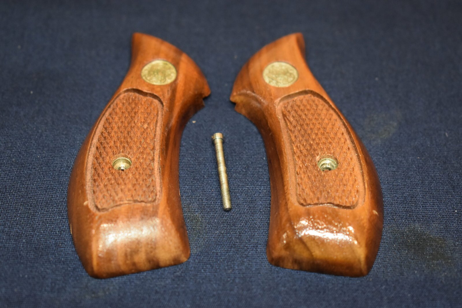 SMITH & WESSON J FRAME MAGNA GRIPS JRBM5 - Image 2