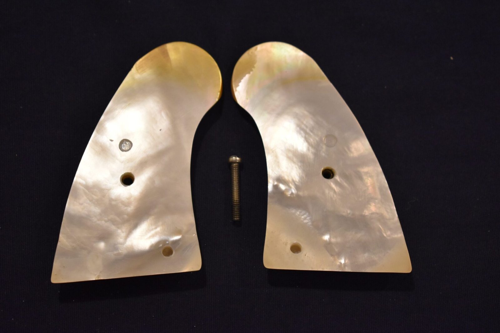 COLT I FRAME MOTHER OF PEARL GRIPS FOR A COLT PYTHON & OFFICER’S MODEL MATCH PMOP5 - Image 3