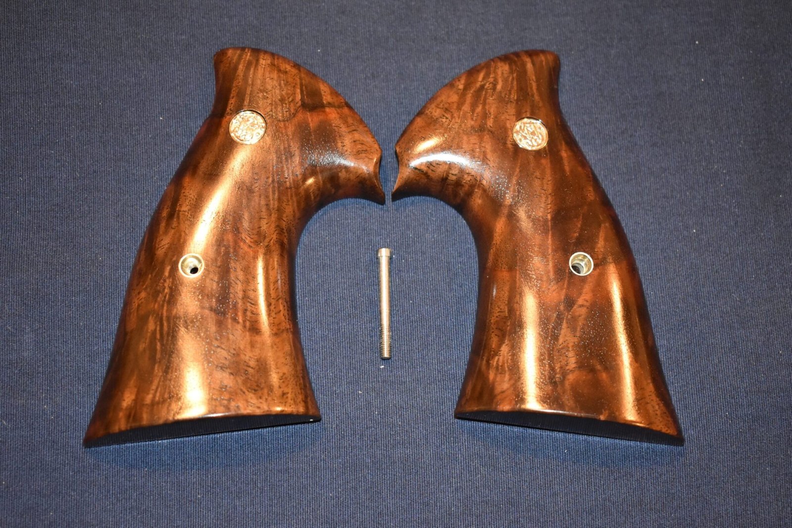 KEITH BROWN CUSTOM SMITH & WESSON N FRAME PRESENTATION TARGET GRIPS KBNPT11