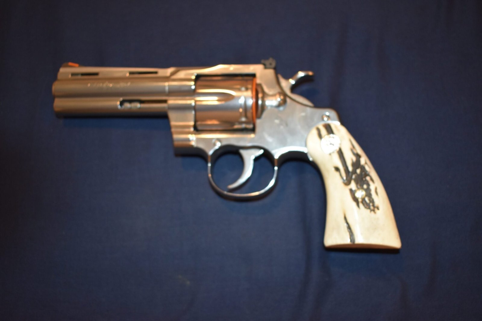 COLT PYTHON SAMBAR STAG GRIPS CPSS21 - Image 4