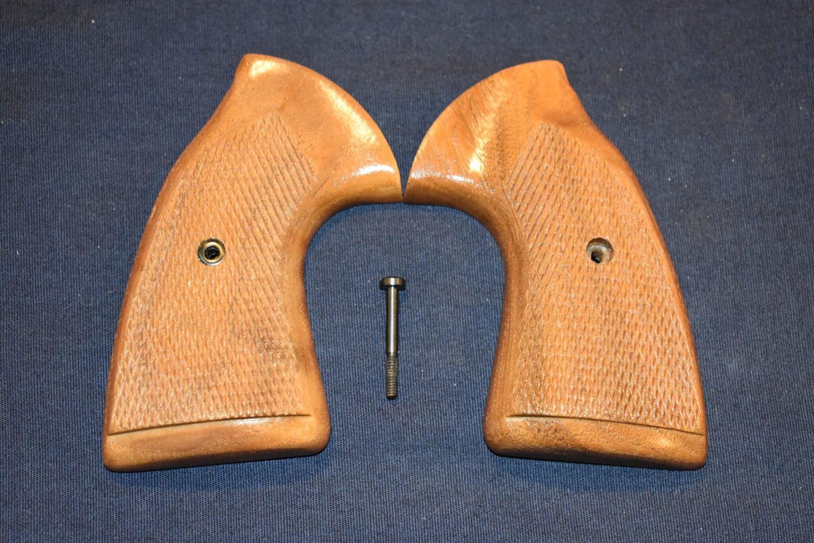 COLT VIPER / DETECTIVE FACTORY GRIP CVFW1