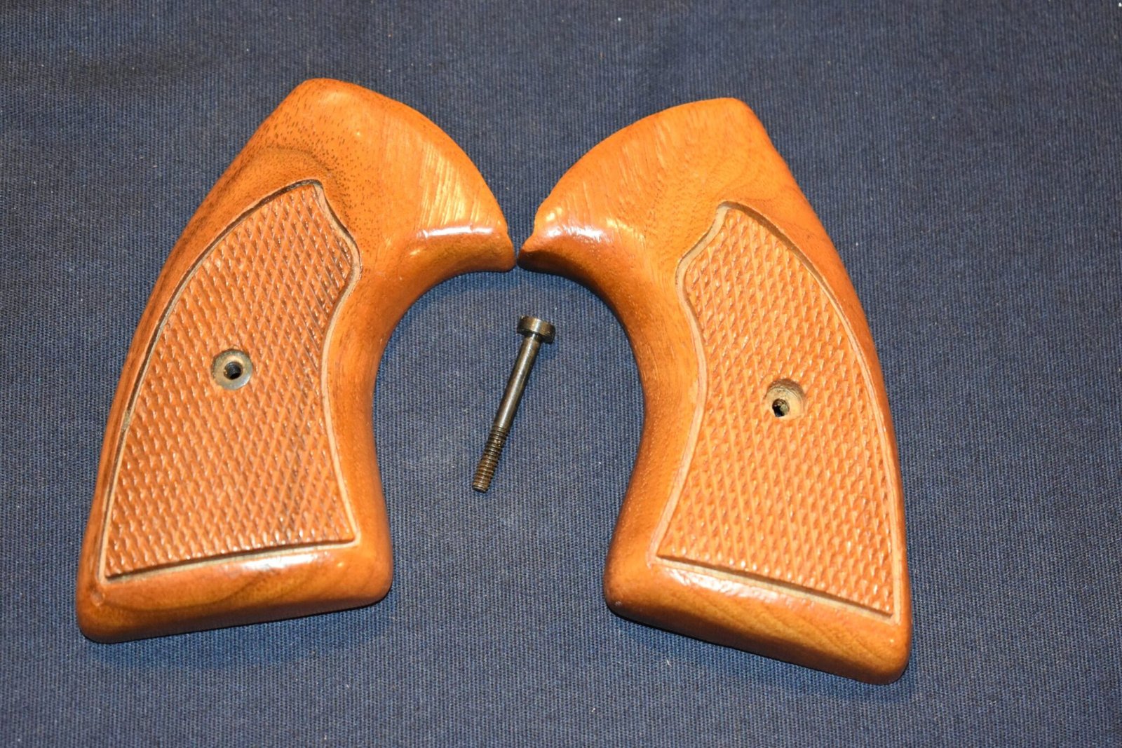COLT DETECTIVE 3RD ISSUE FACTORY GRIP CDF1