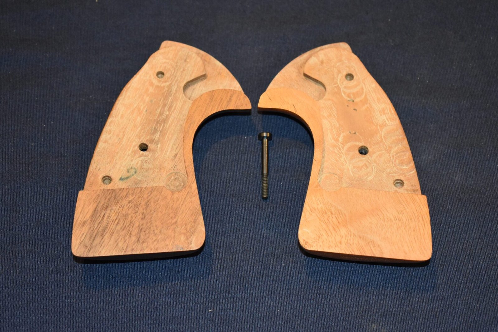 COLT VIPER / DETECTIVE FACTORY GRIP CVFW1 - Image 3