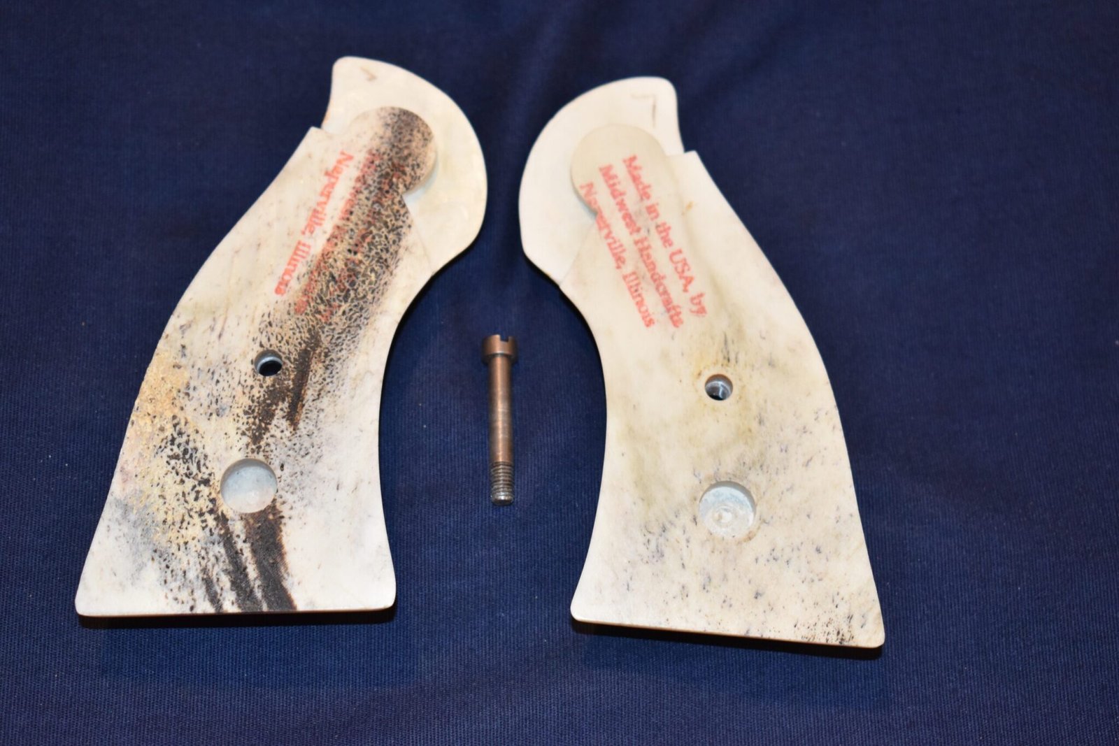 RUGER REDHAWK VINTAGE SAMBAR STAG GRIPS RRHS9 - Image 3
