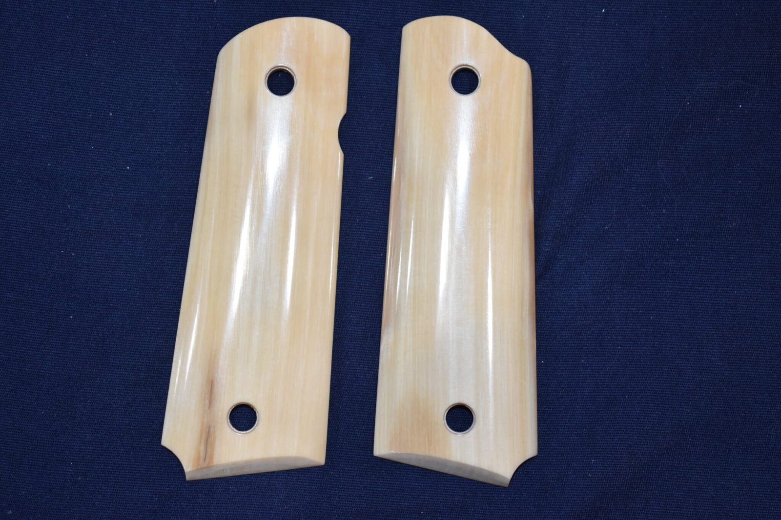 COLT 1911 MAMMOTH IVORY GRIPS 1911MI18