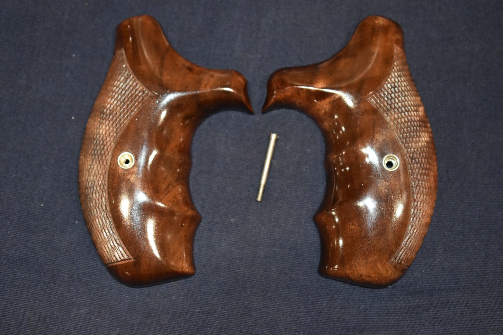 KEITH BROWN CUSTOM SMITH & WESSON J FRAME GRIPS KBJ6