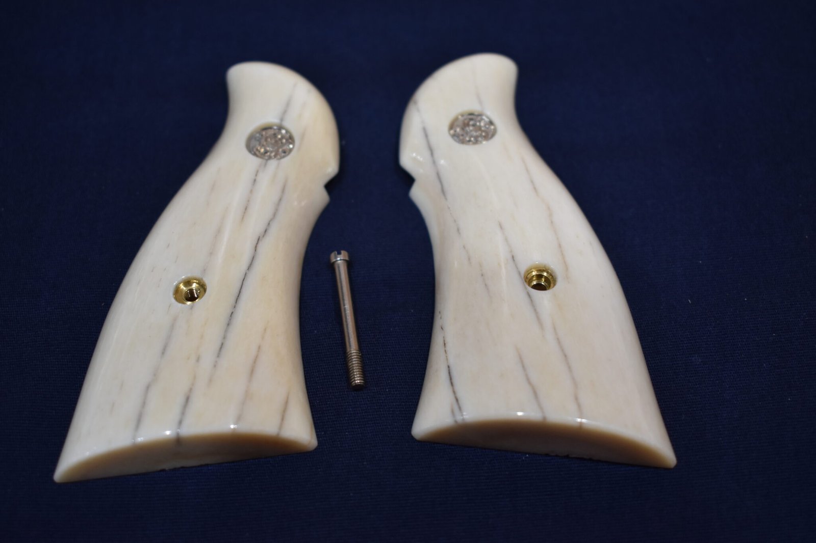 SMITH & WESSON N FRAME PREMIUN GRADE GIRAFFE BONE GRIPS SWNGB10 - Image 2