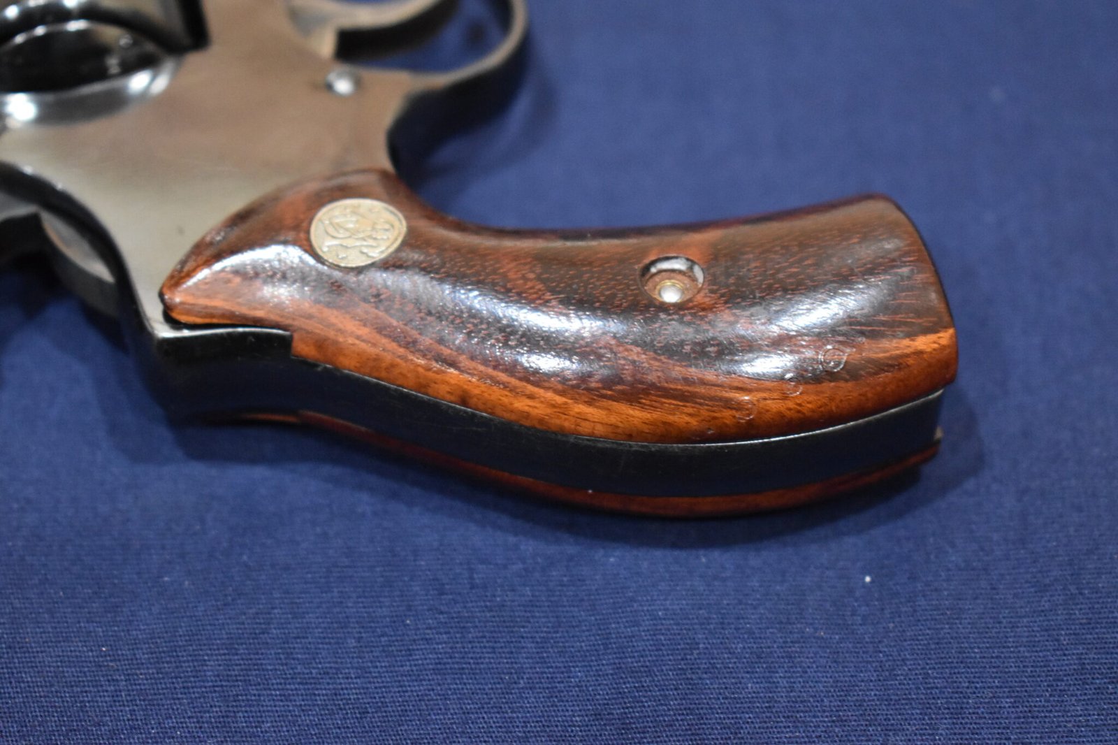 SMITH & WESSON J FRAME PRESENTATION GRIPS JPMRB7 - Image 6