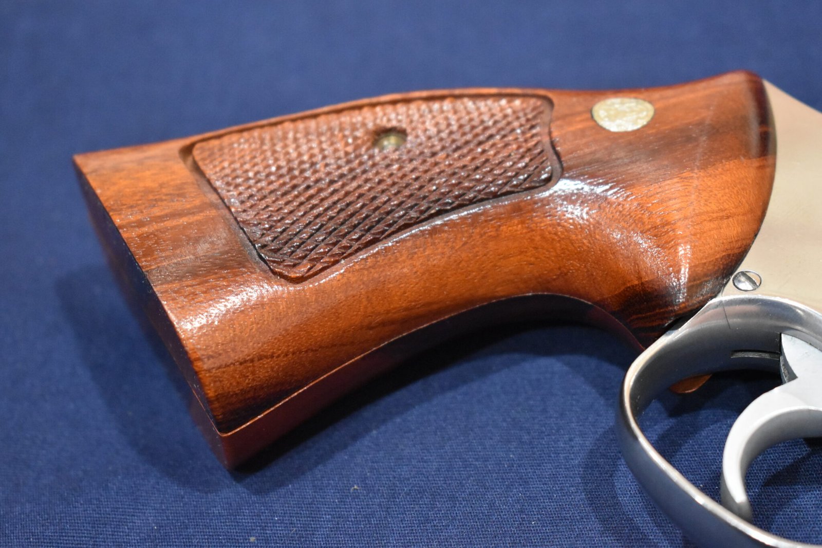 SMITH & WESSON FACTORY K FRAME TARGET GRIPS KCT27 - Image 10