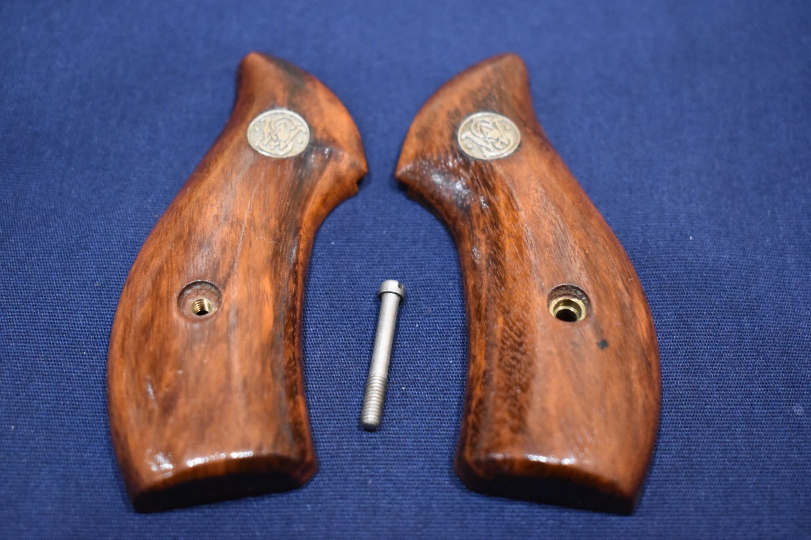 SMITH & WESSON J FRAME PRESENTATION GRIPS JPMRB8 - Image 2