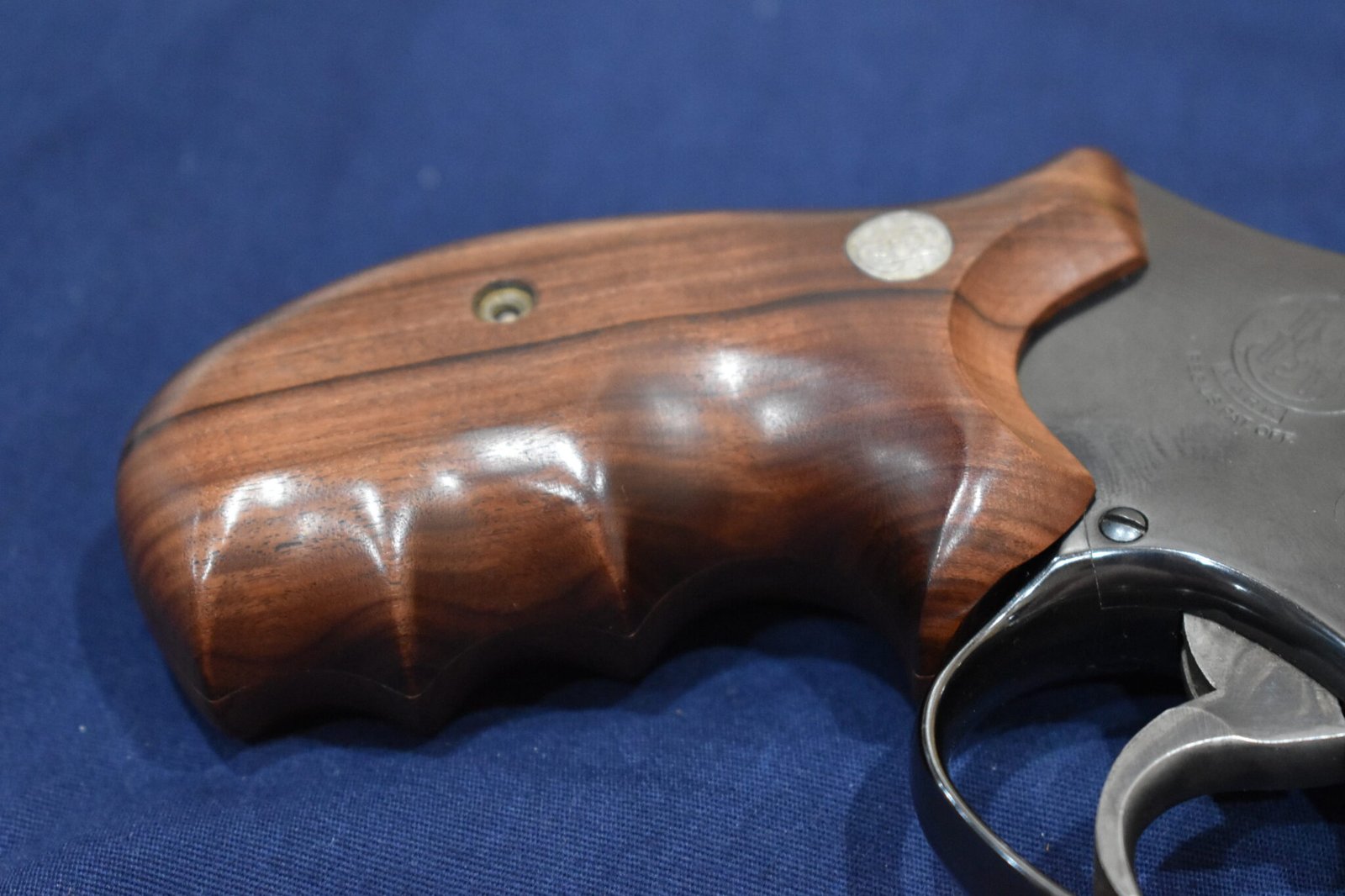 SMITH & WESSON N FRAME ROUND BUTT COMBAT GRIPS SWNRBC6 - Image 11