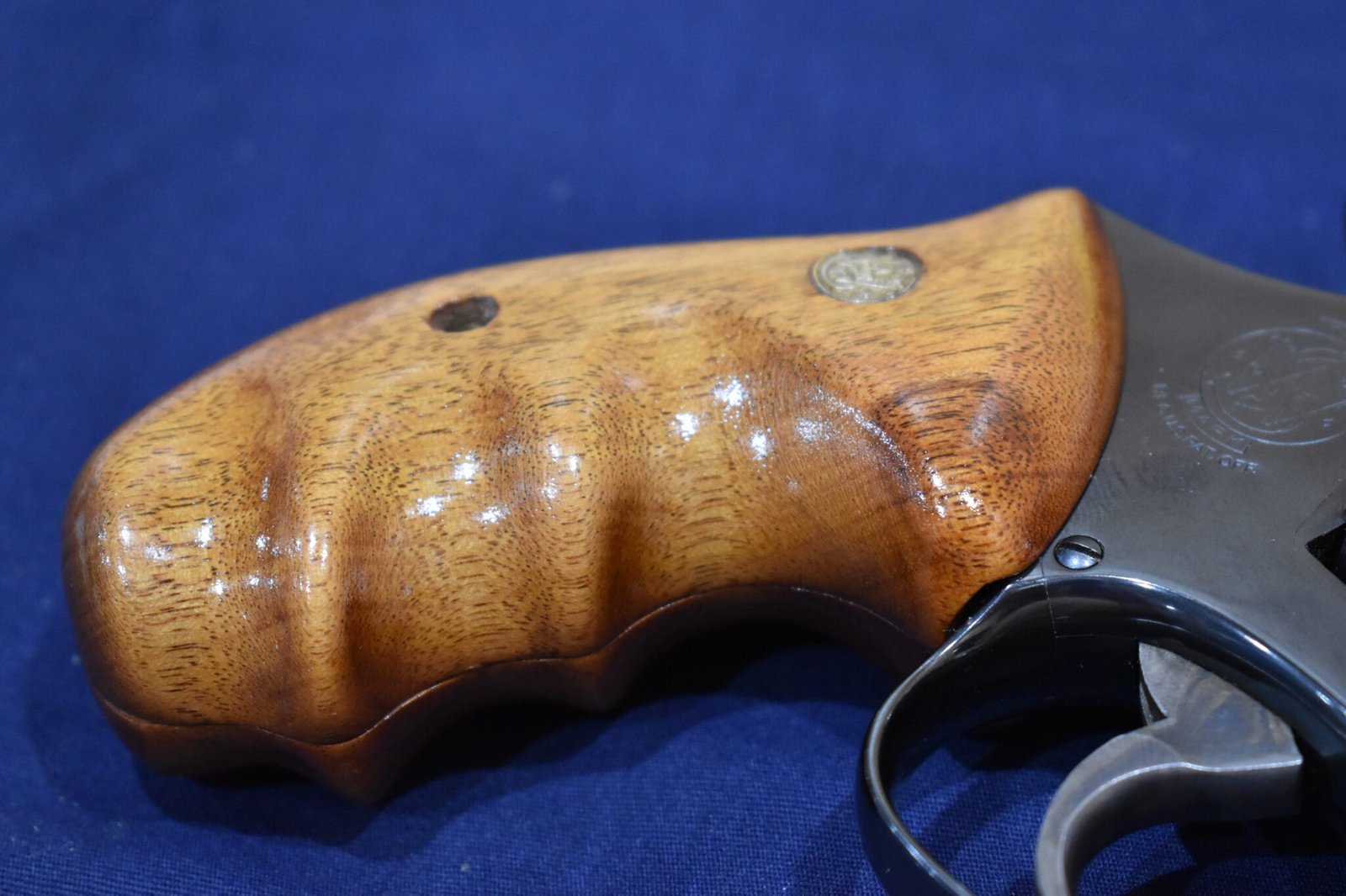 SMITH & WESSON N FRAME ROUND BUTT COMBAT GRIPS SWNRBC7 - Image 11