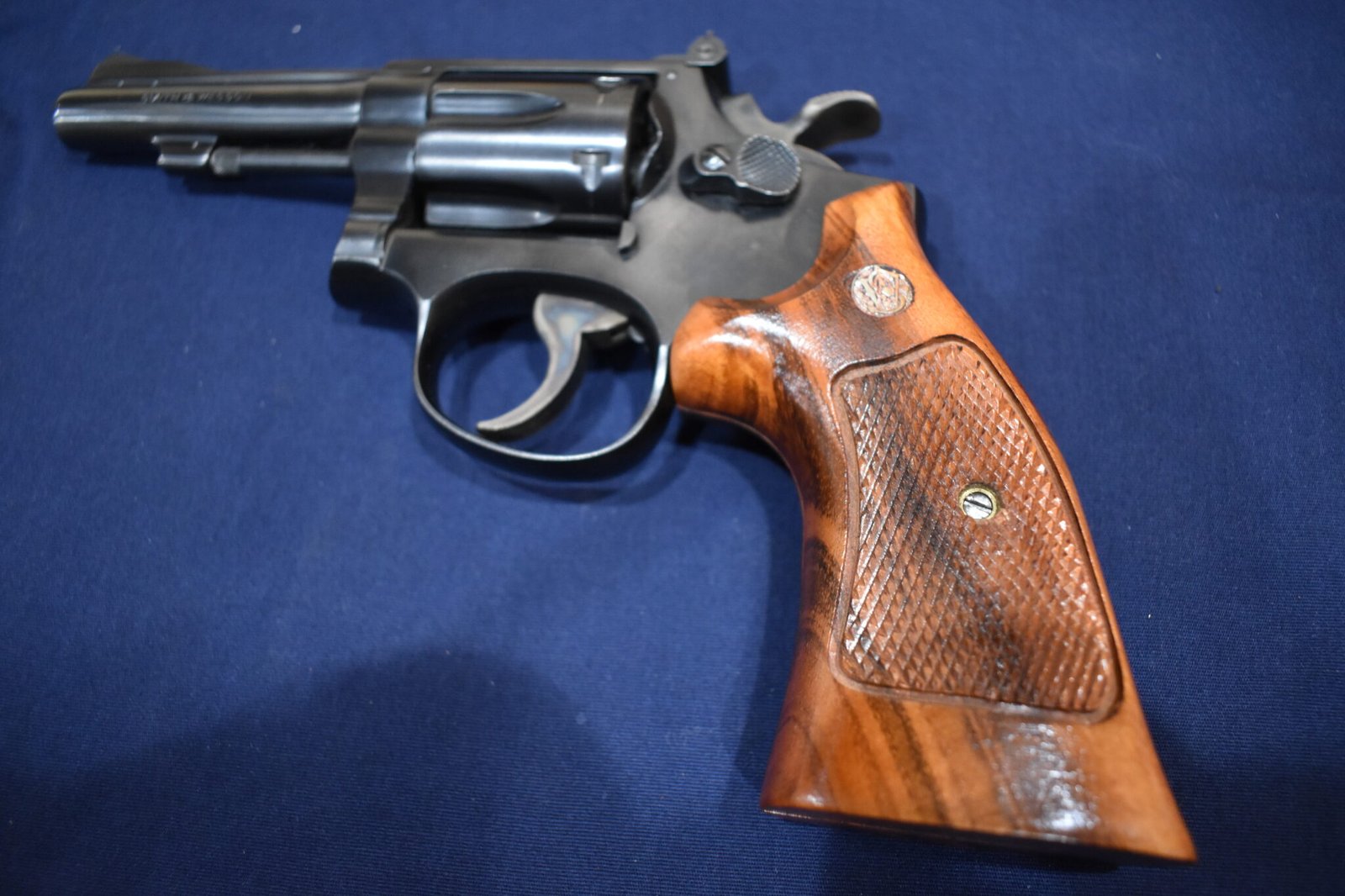 SMITH & WESSON FACTORY K FRAME TARGET GRIPS KCT22 - Image 4