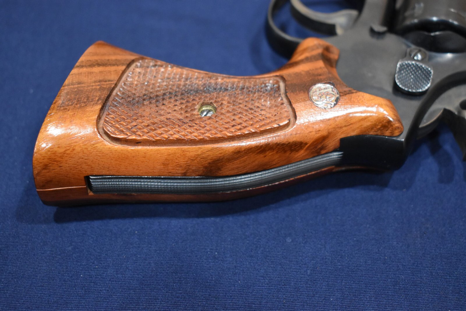 SMITH & WESSON FACTORY K FRAME TARGET GRIPS KCT22 - Image 5