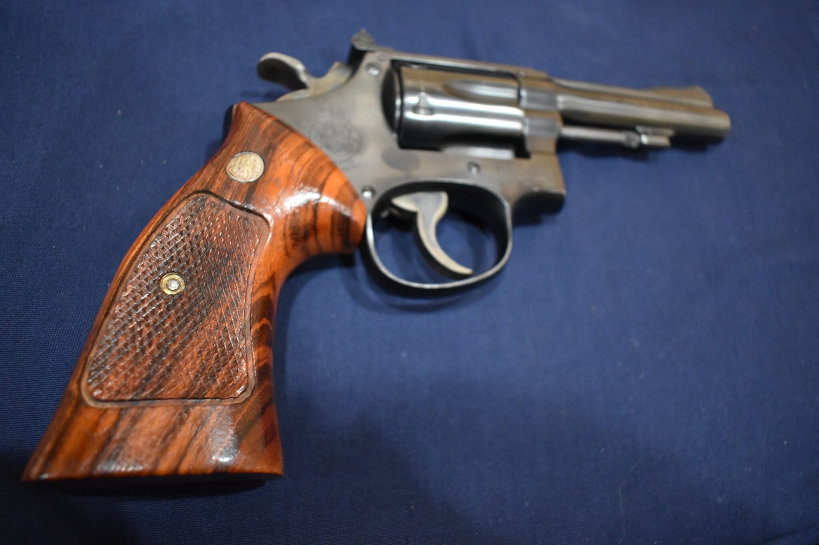 SMITH & WESSON FACTORY K FRAME TARGET GRIPS KCT22 - Image 7